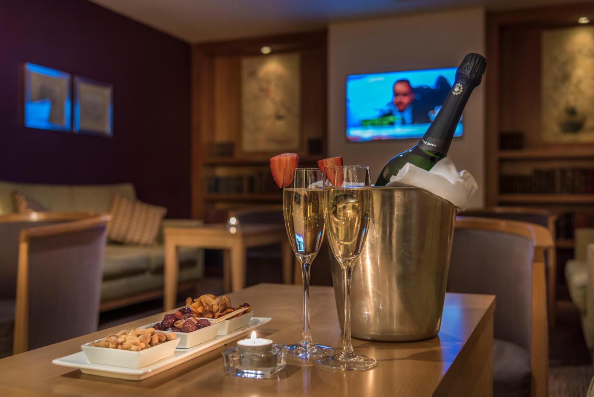 Corus Hyde Park Hotel Лондон Екстериор снимка